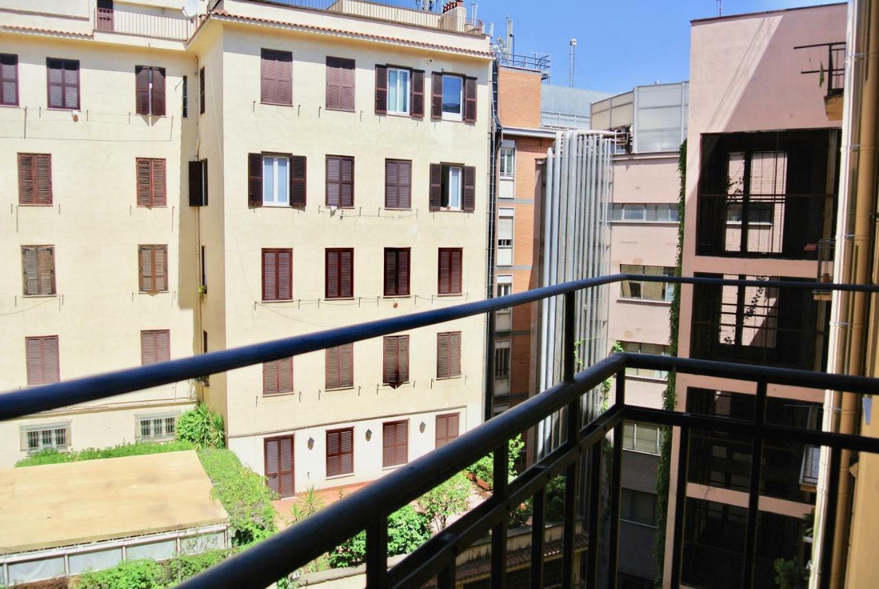 Beautiful Apartment In San Giovanni Close To Colosseo Rzym Zewnętrze zdjęcie